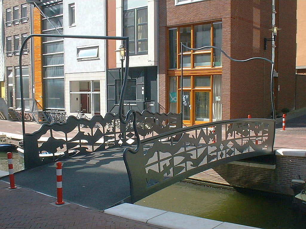 Society (Brug 1991) - Lamonggracht - Amsterdam