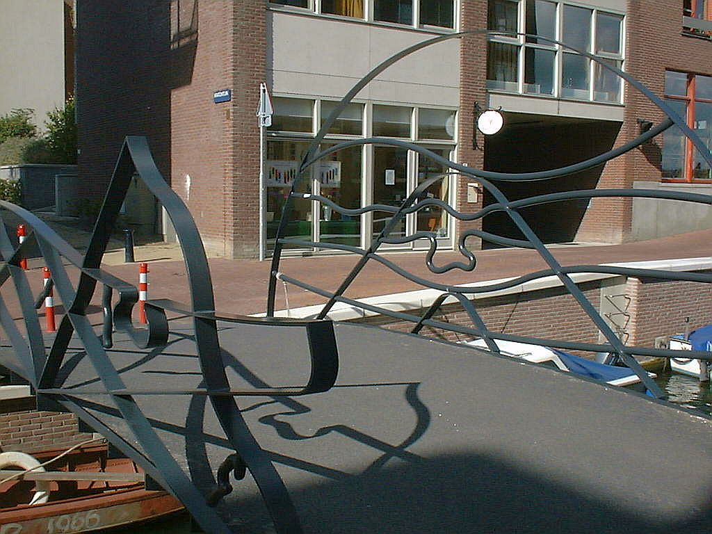 Conscience (Brug 1984) - Seranggracht - Amsterdam