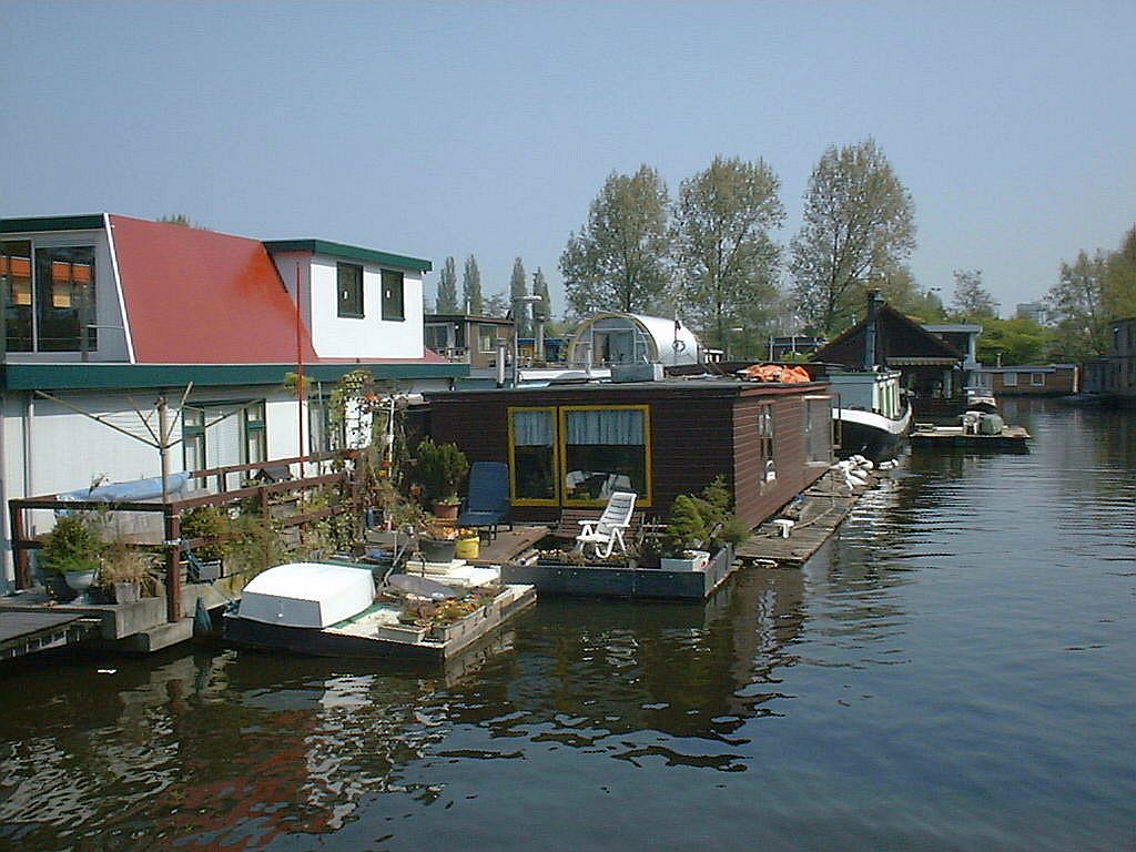 IJsbaanpad Woonboten - Amsterdam