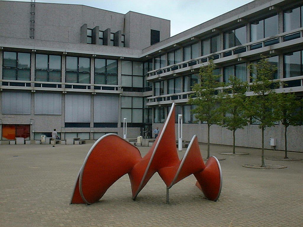 Wendingen van Barbara Nanning (VU Kunstroute 12) - Vrije Universiteit Campus - Amsterdam