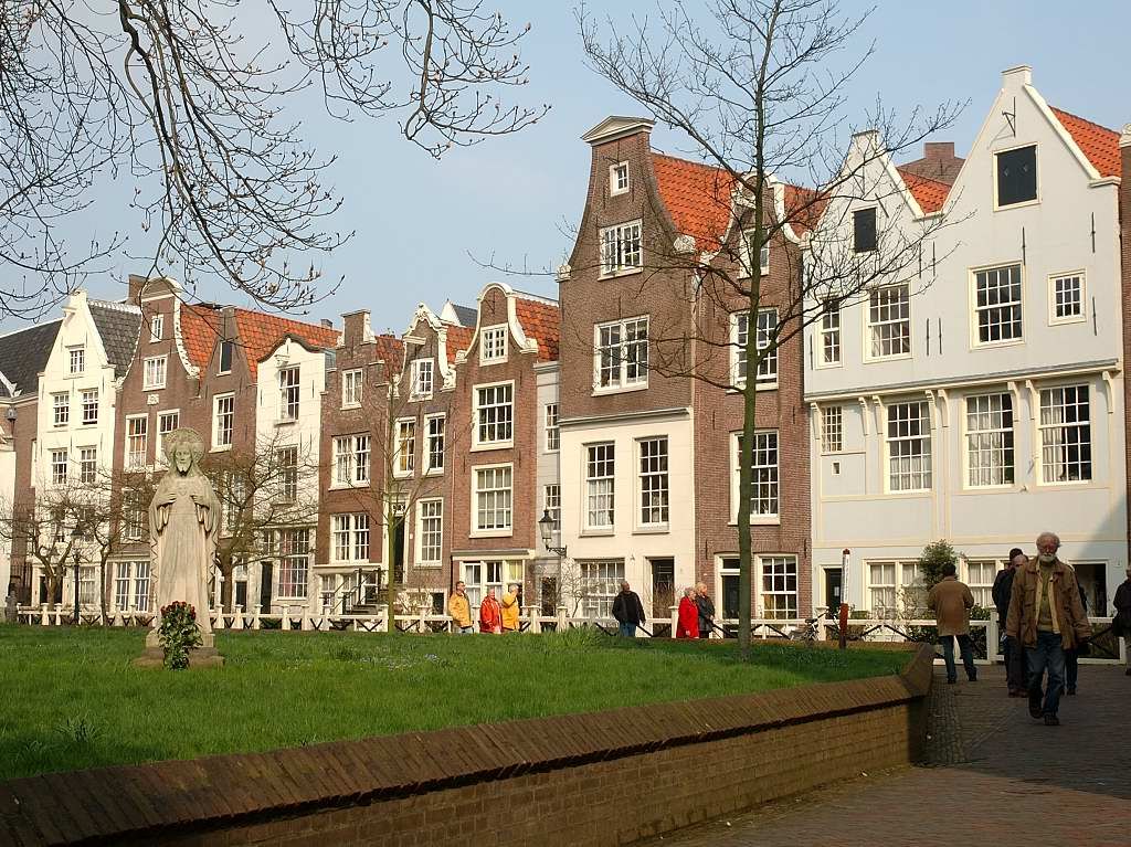 Begijnhof - Grote Hof - Jezus - Amsterdam