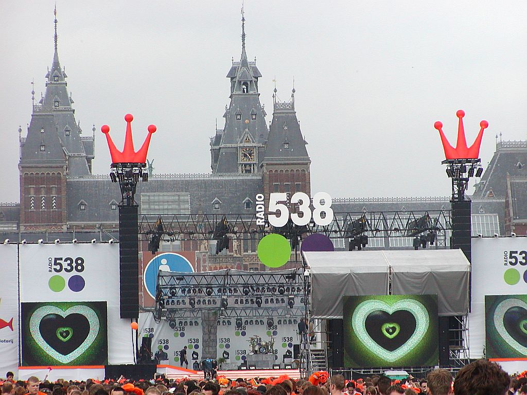 Museumplein - Koninginnedag 2005 - Amsterdam