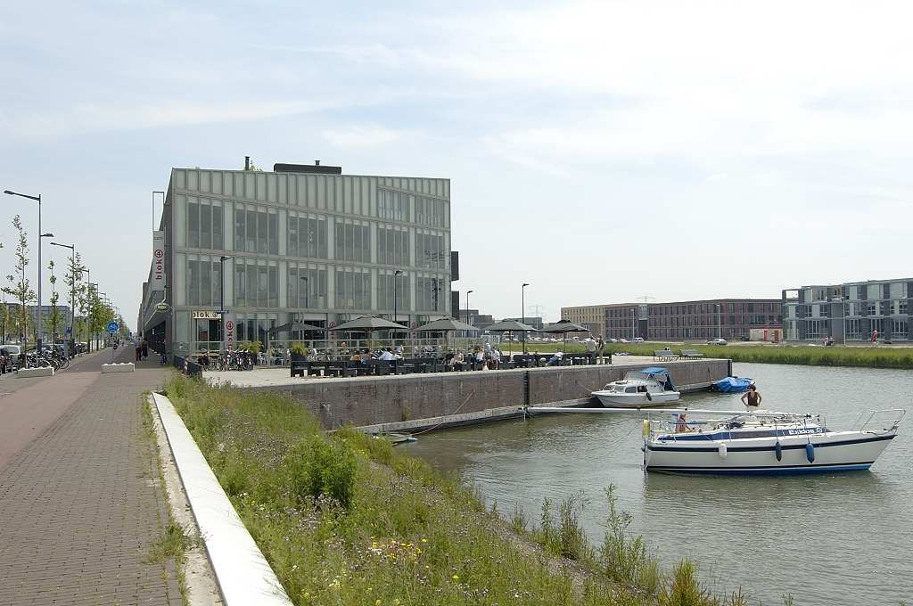 IJburglaan - Hoek Paul Hufkade - Cafe Blok 4 - Amsterdam