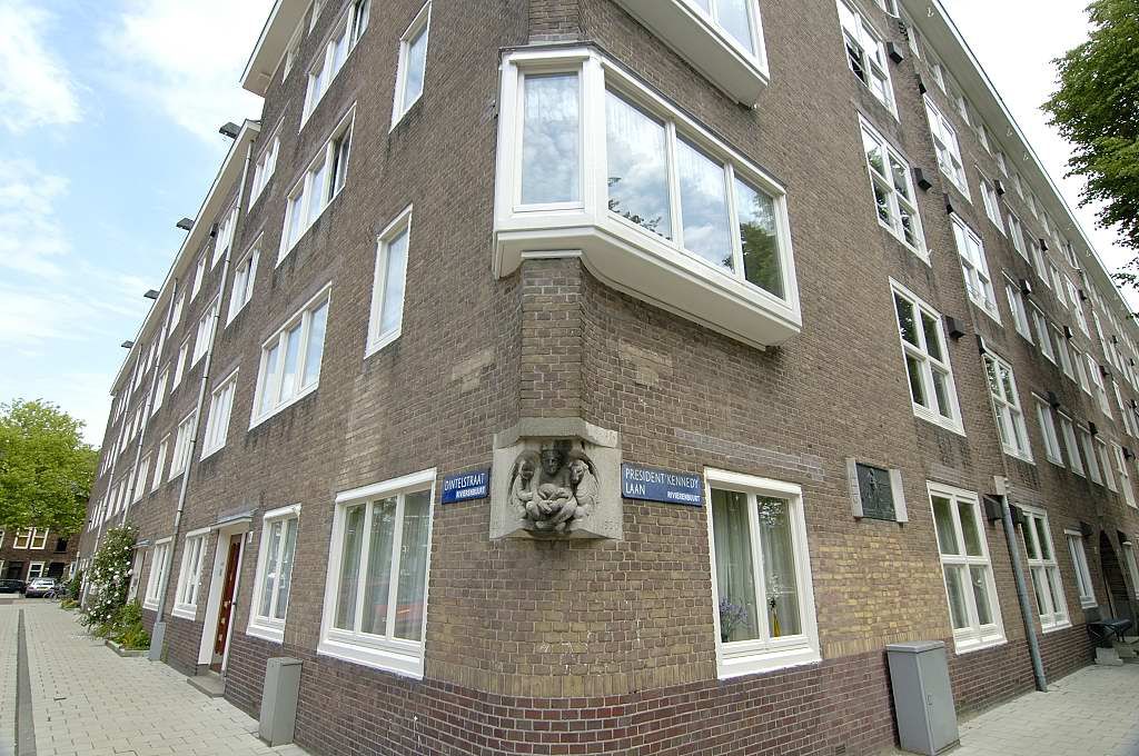 Pres. Kennedylaan - hoek Dintelstraat - Amsterdam