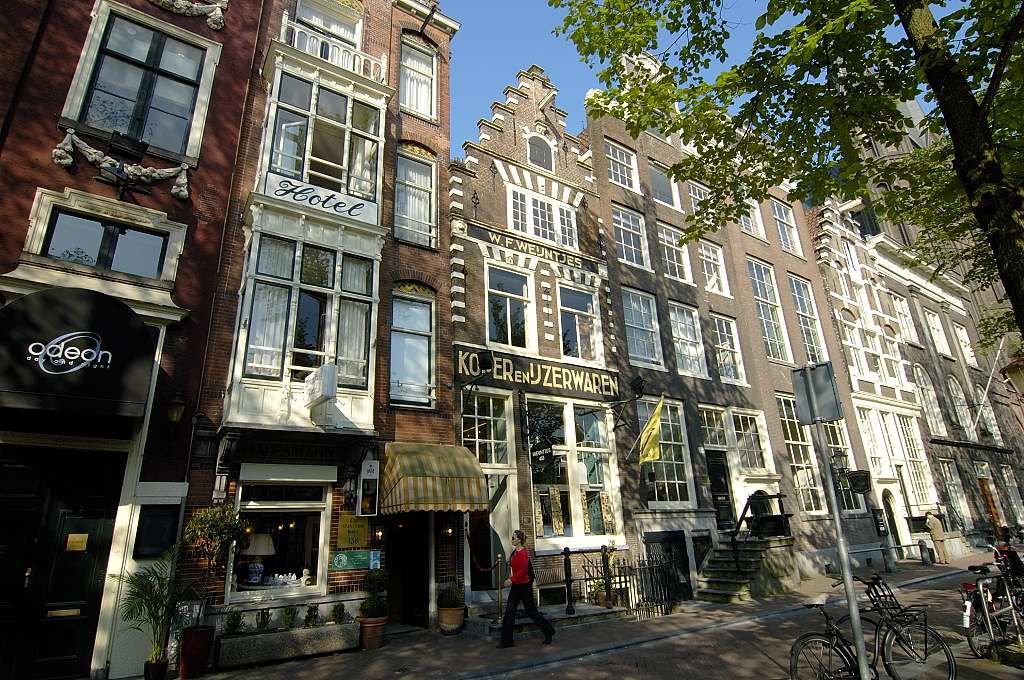 Singel - vlakbij Koningsplein - Amsterdam