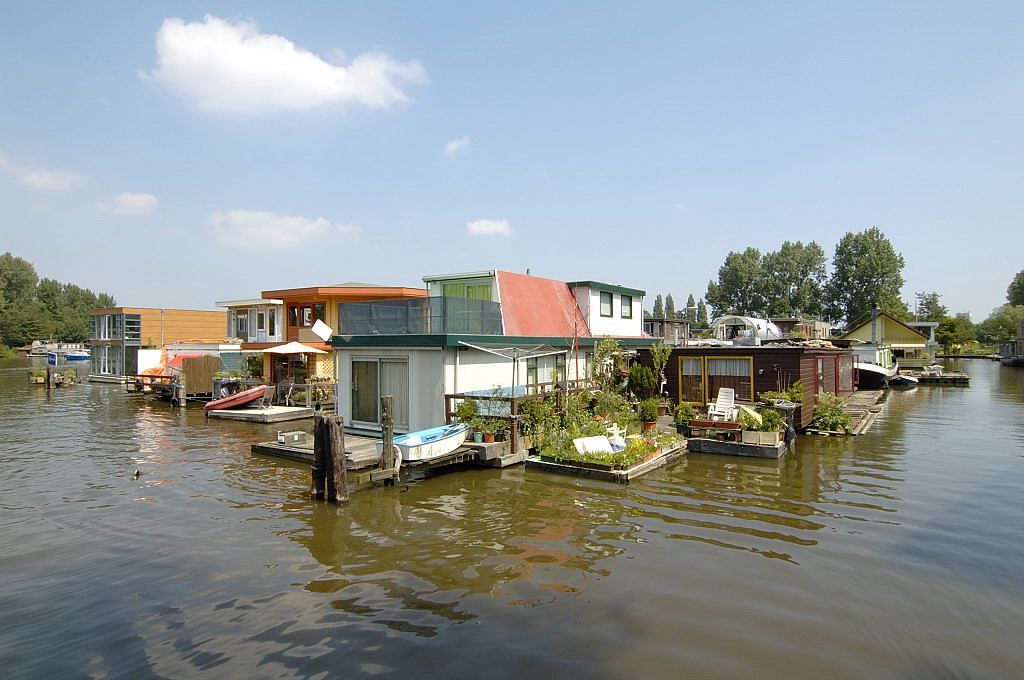 IJsbaanpad Woonboten - Amsterdam