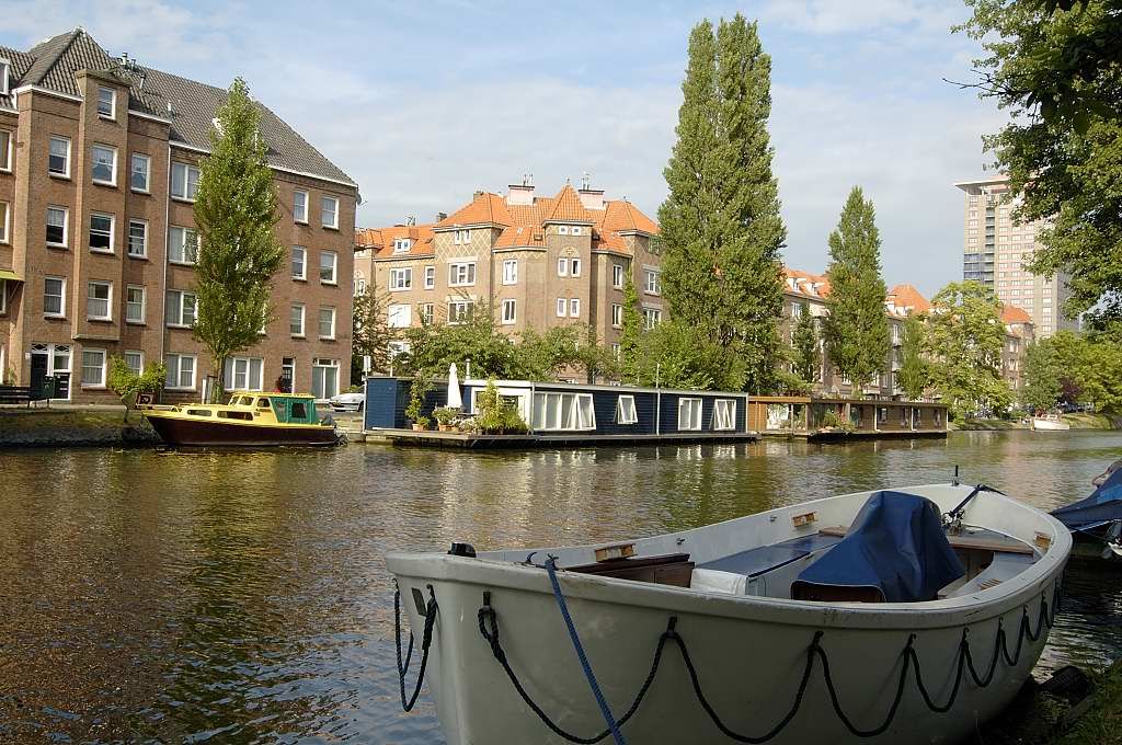 Jozef Israelskade - Tussen Ferdinand Bolstraat en Ruysdaelkade - Amsterdam