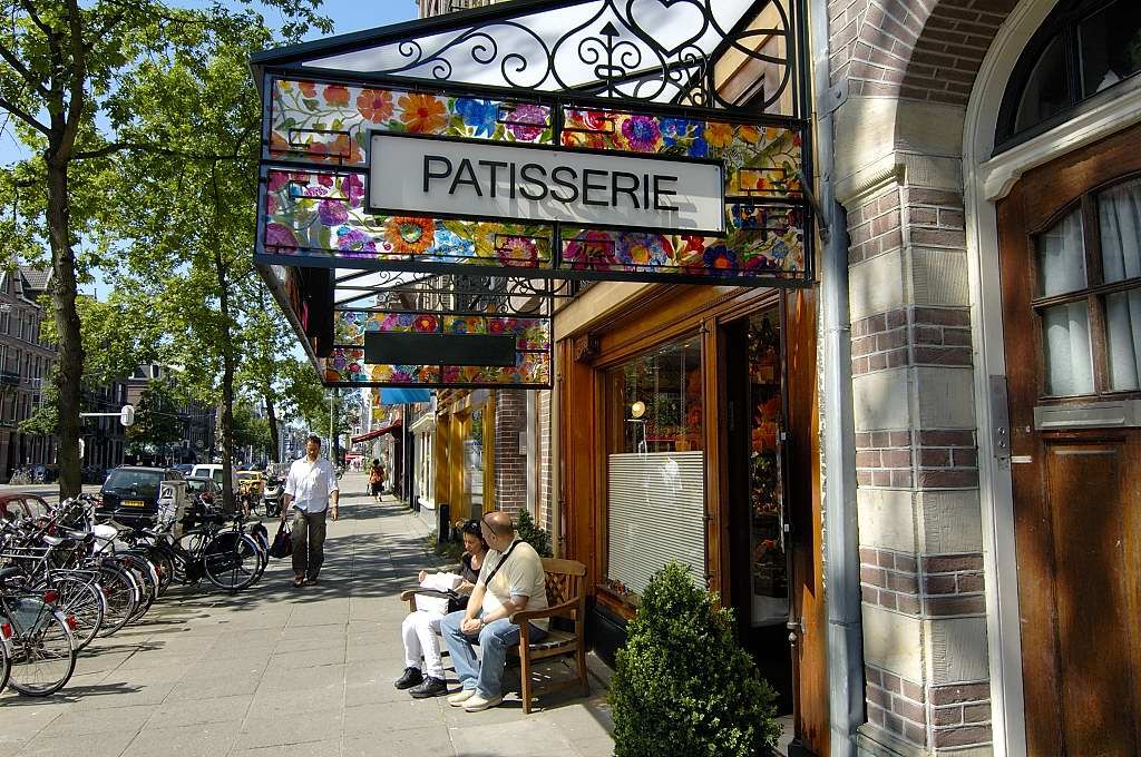 Van Baerlestraat - Patisserie Arnold Cornelis - Amsterdam