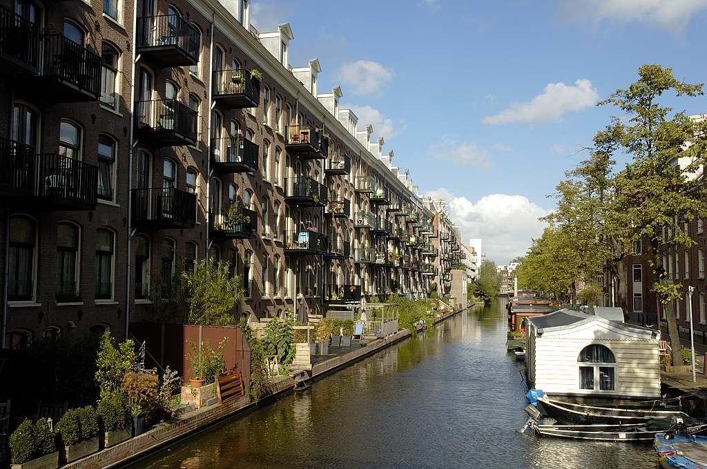 Lijnbaansgracht - Achterkant huizen Marnixstraat - Amsterdam