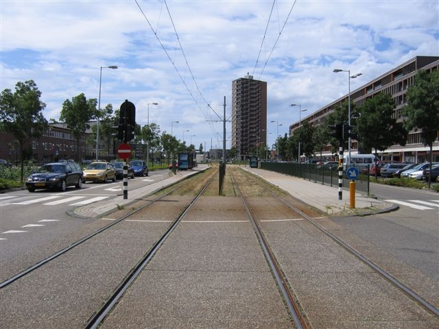 Pieter Calandlaan richting Ecuplein - Amsterdam