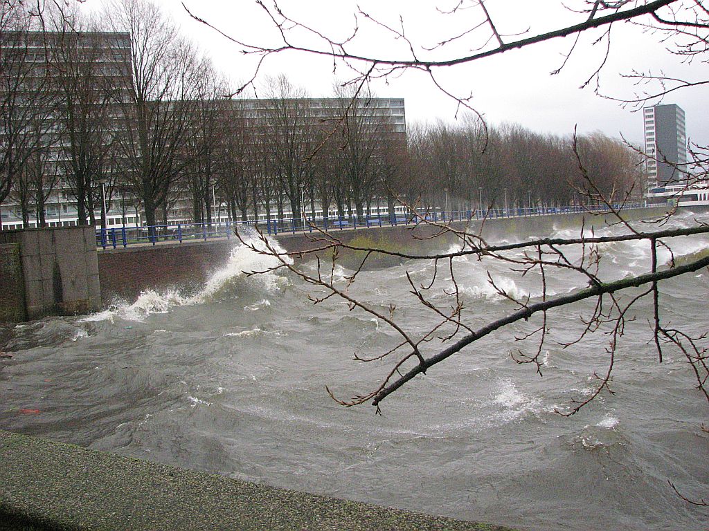 Sloterplas - Burg. Hogguer Straat - Amsterdam