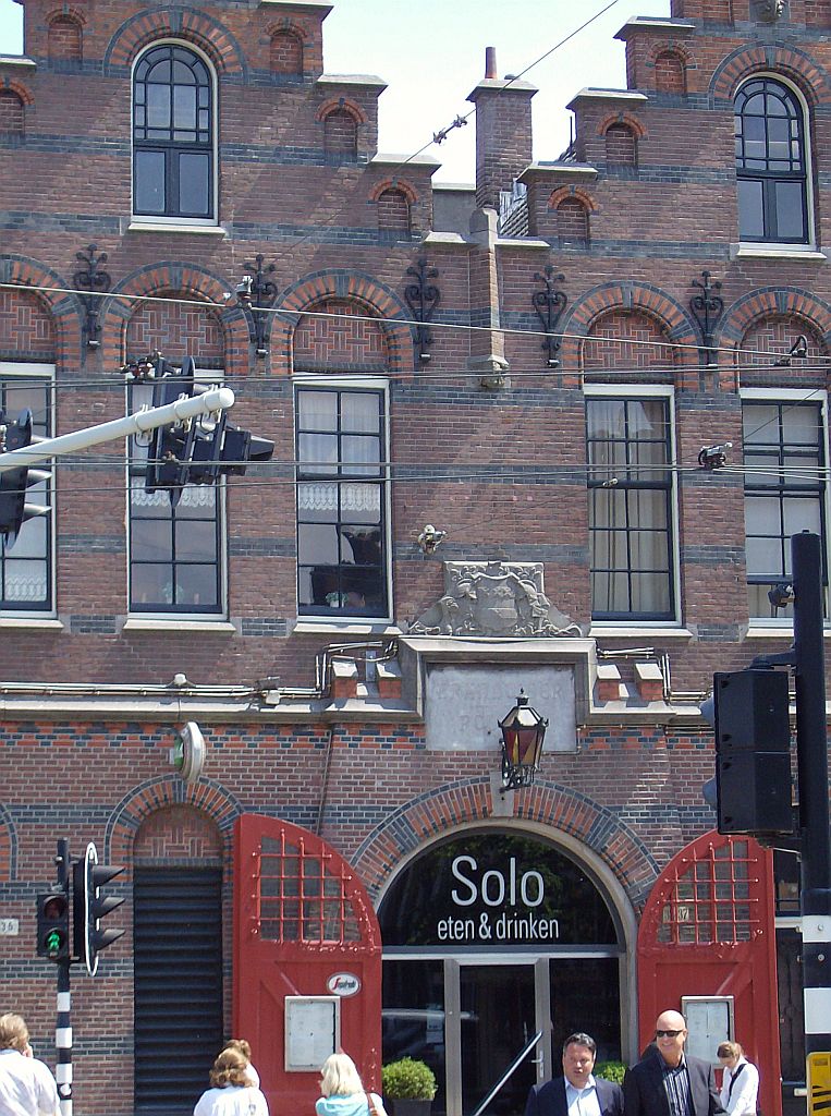 Vml. Brandweerkazerne - Van Baerlestraat 35-37 - Amsterdam