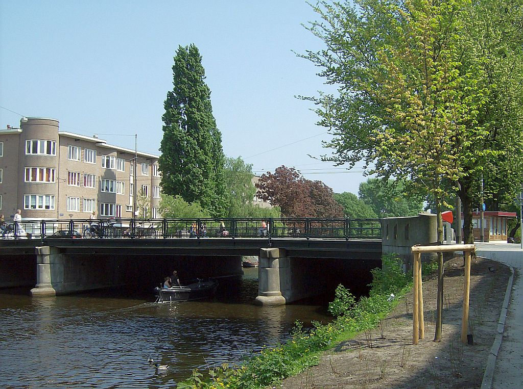 Ernst Cahn en Alfred Kohnbrug (Brug 401) - Amstelkanaal - Amsterdam