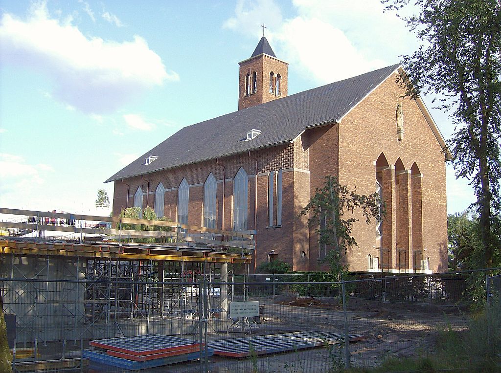 St. Augustinuskerk - Willem de Cuser Park - Nieuwbouw Nieuwe Rijn - Amsterdam