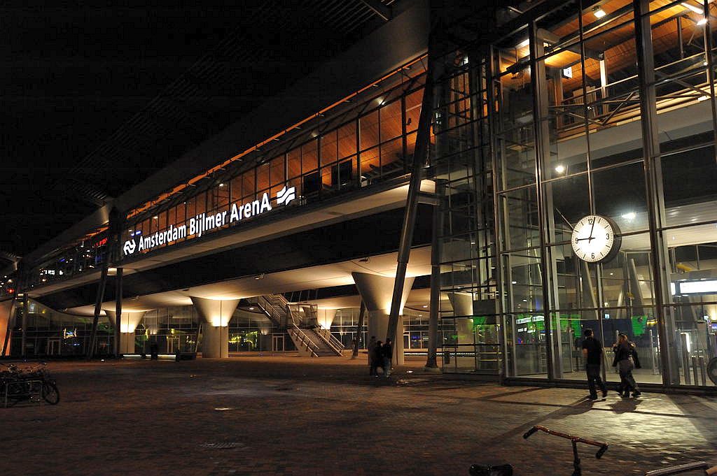 Station Amsterdam Bijlmer Arena - Amsterdam