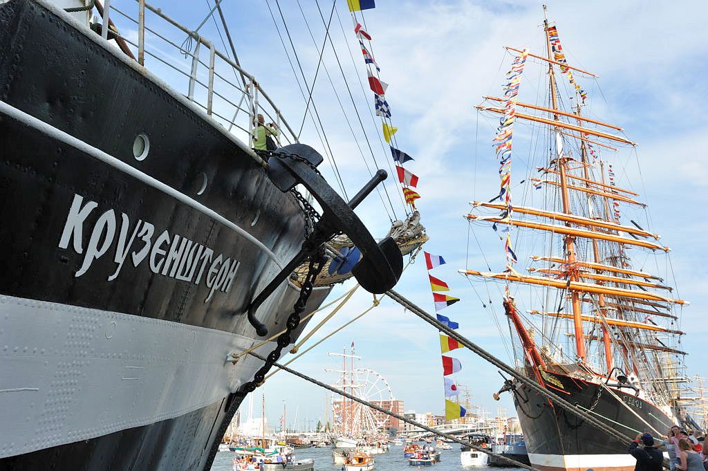 Sail 2010 - Kruzenshtern - Sedov - Amsterdam