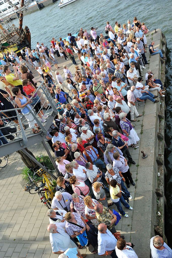 Sail 2010 - De Ruijterkade - Amsterdam