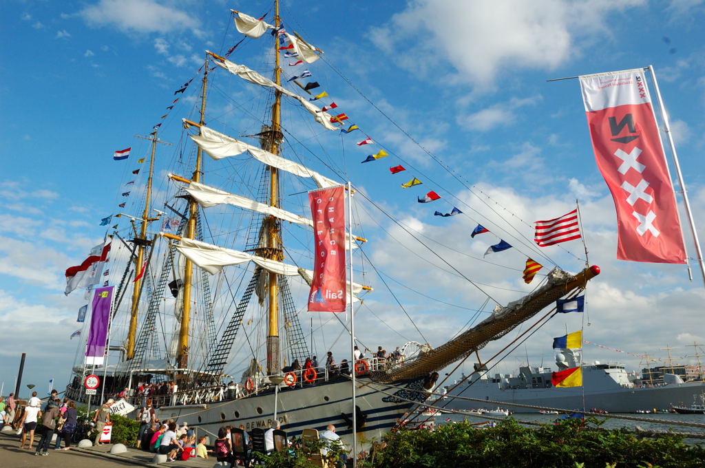 Sail 2010 - Dewaruci - Amsterdam