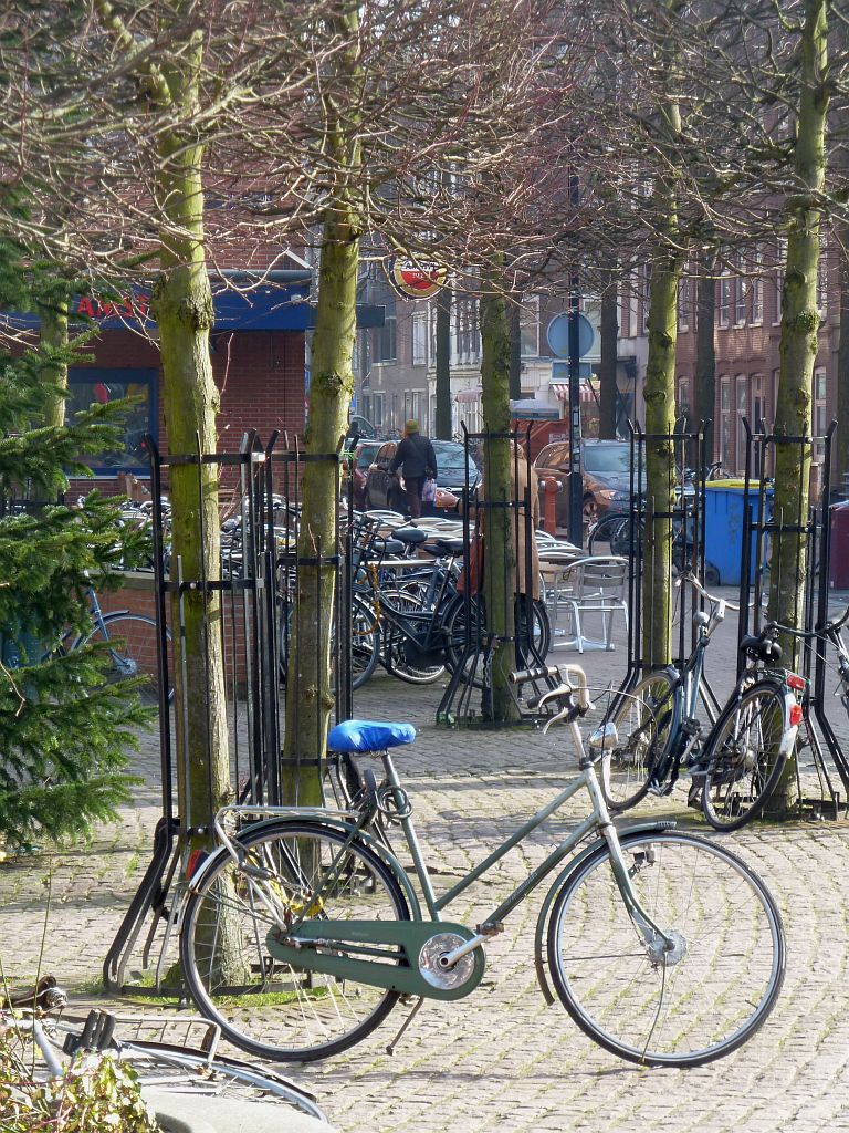 Marie Heinekenplein - Hoek Quellijnstraat - Amsterdam
