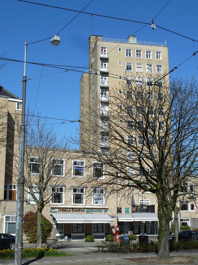 Rooseveltlaan - 12-verdiepingenhuis (De Wolkenkrabber) - Amsterdam