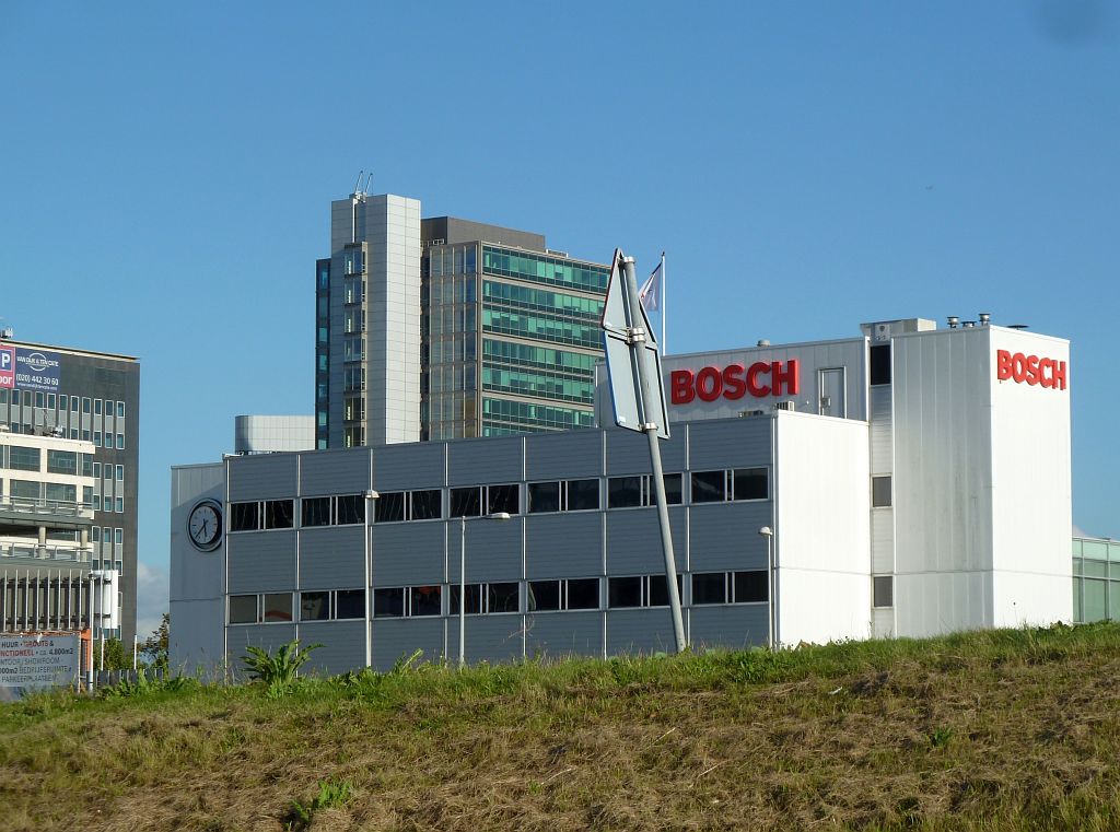 Burgemeester Stramanweg - Bosch - Amsterdam