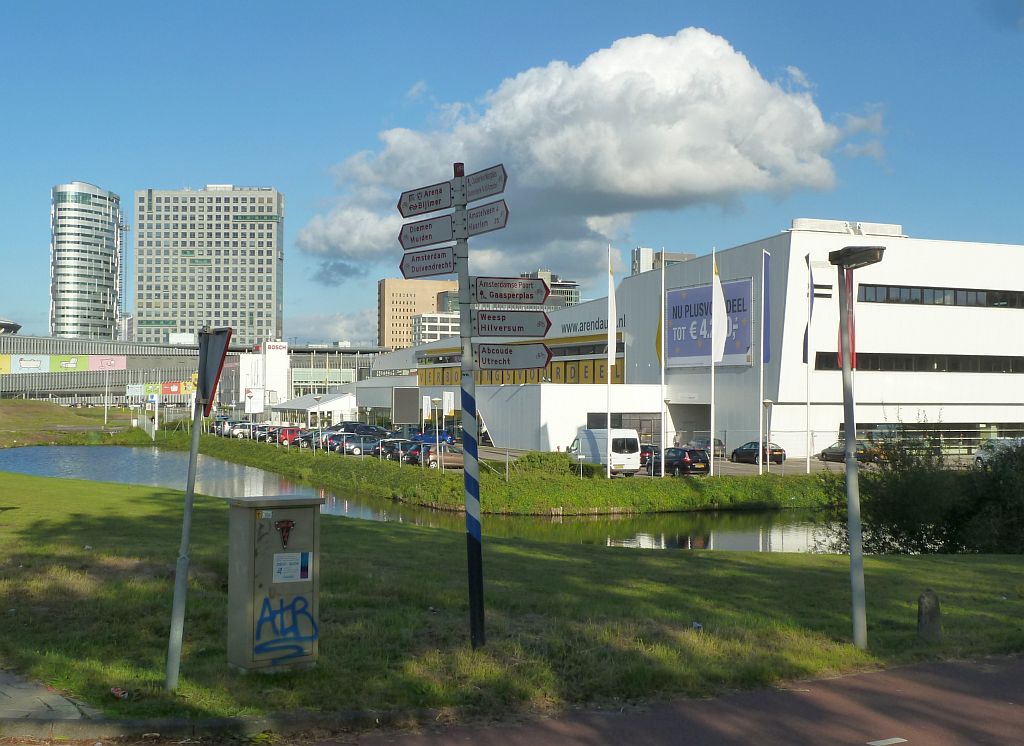 Burgemeester Stramanweg - Amsterdam