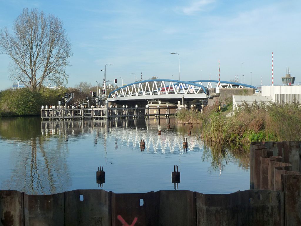 Schipholdraaibrug - Ringvaart van de Haarlemmermeerpolder - Amsterdam