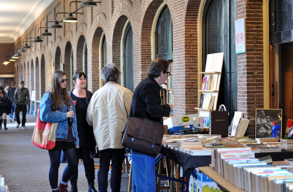 Oudemanhuispoort - Boekenmarkt - Amsterdam