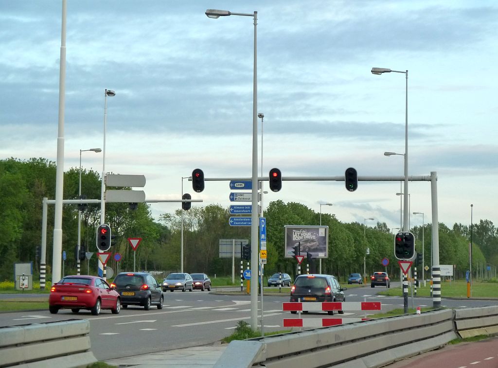 Snijdersbergweg -  Hoek Meibergdreef - Amsterdam