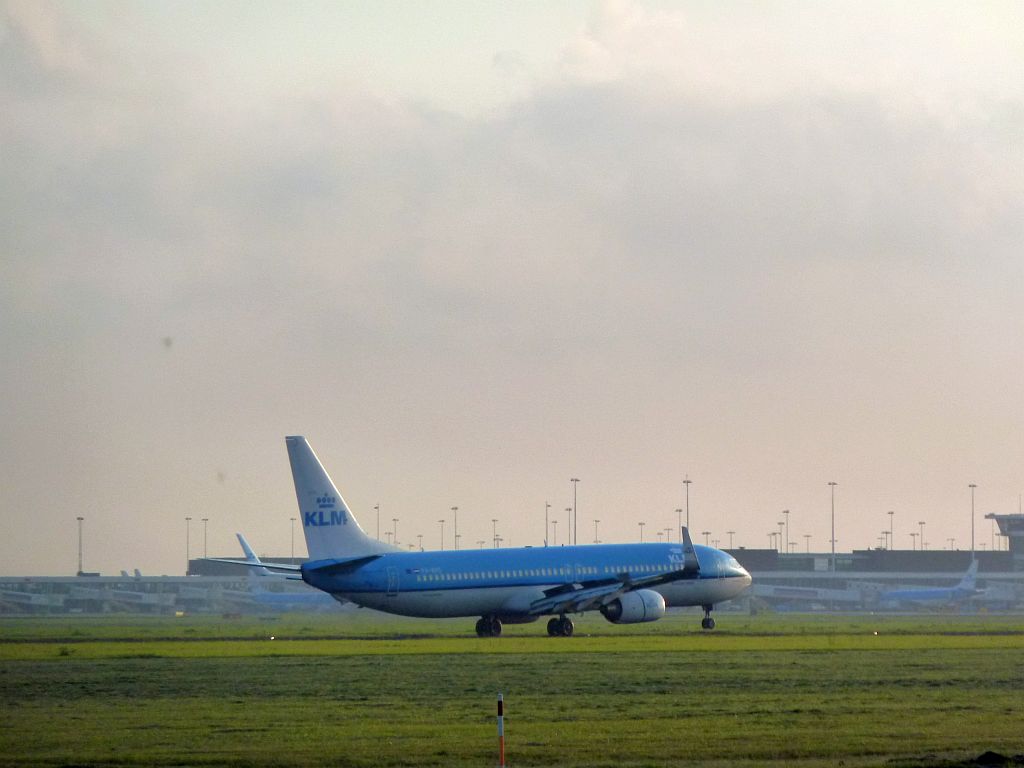 Buitenveldertbaan - PH-BXS Boeing 737-9K2 - Amsterdam