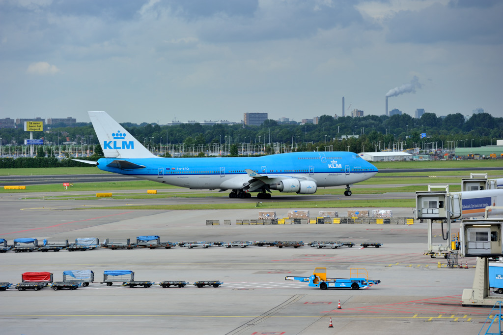 E-F Platform - PH-BFO Boeing 747-406M - Amsterdam