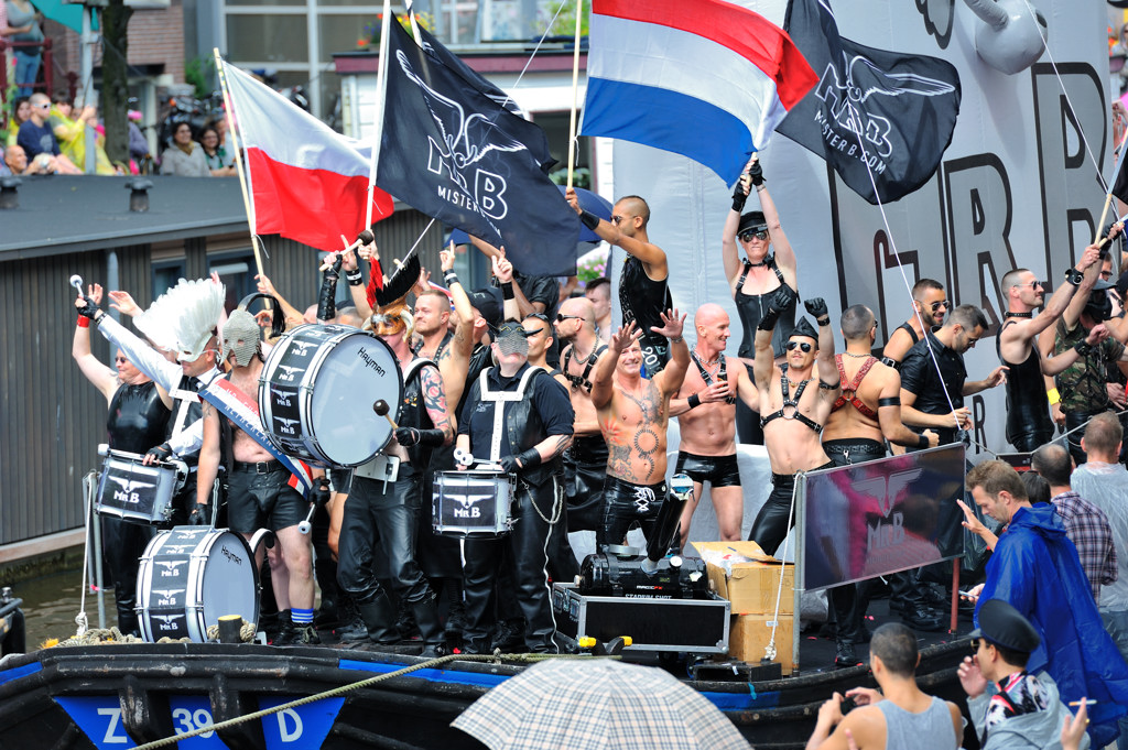 Canal Parade 2012 - Deelnemer Mr B Leather and Rubber - Amsterdam