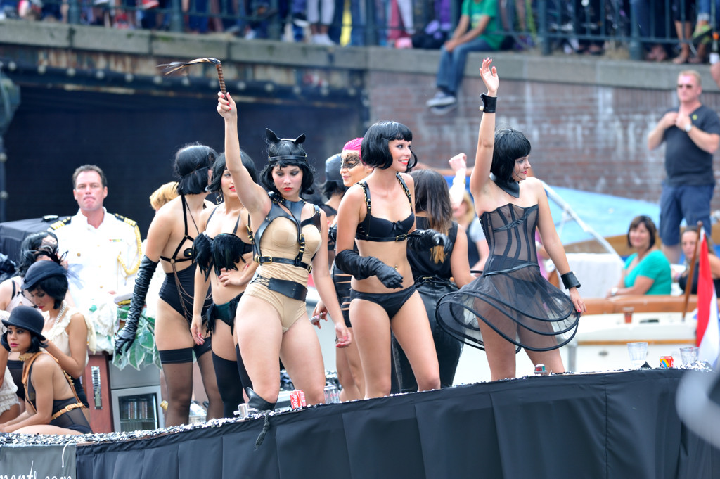 Canal Parade 2012 - Deelnemer Pleasurements - Amsterdam