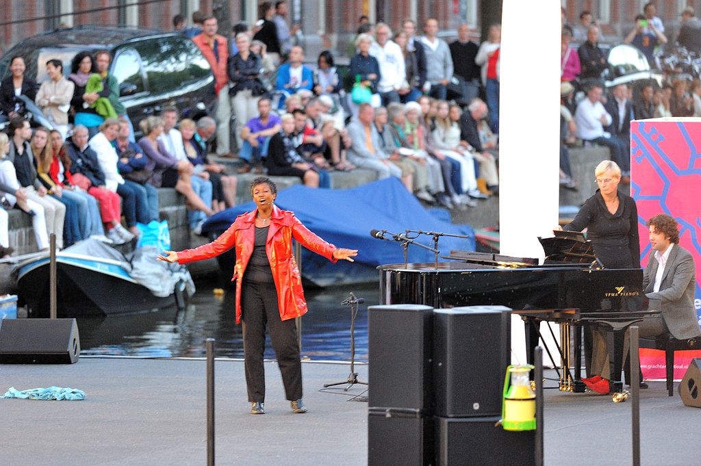 Grachtenfestival 2012 - Opening bij het Compagnietheater - Amsterdam