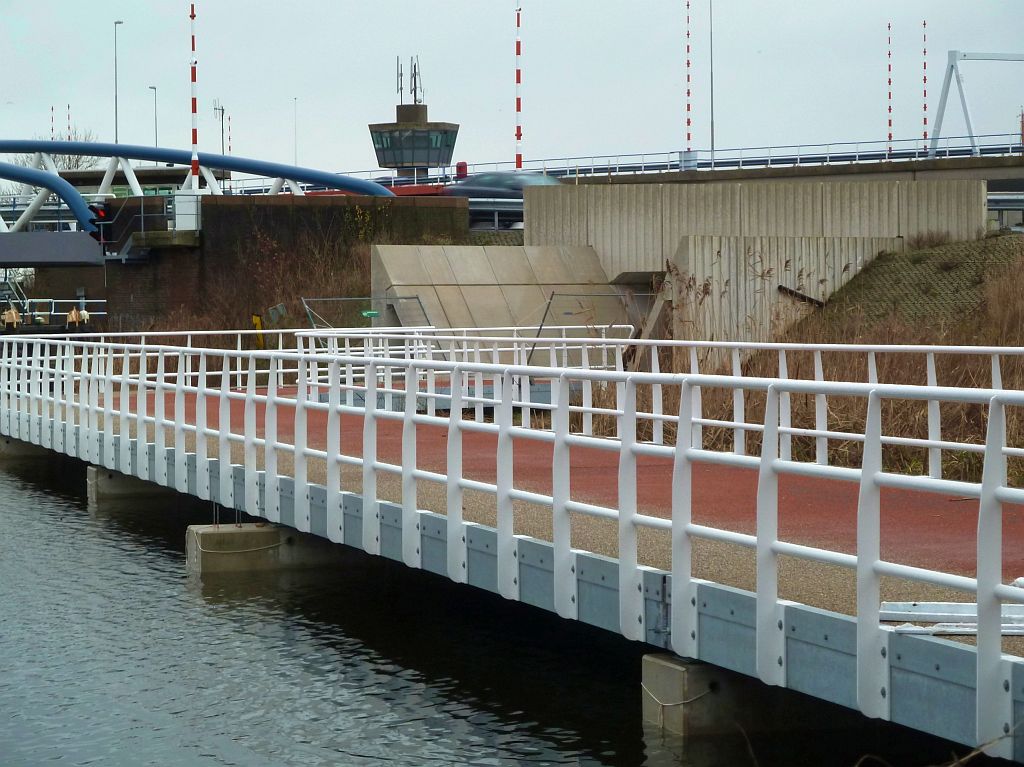 Fietstunnel onder de Schipholdraaibrug - Amsterdam