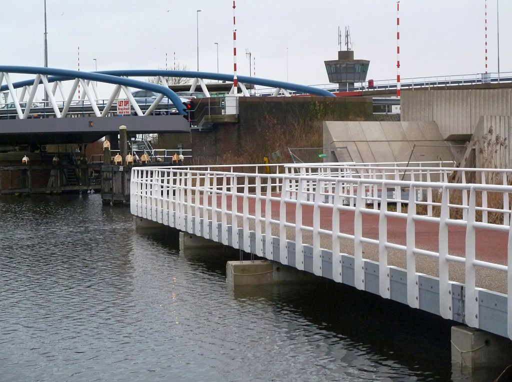 Fietstunnel onder de Schipholdraaibrug - Amsterdam