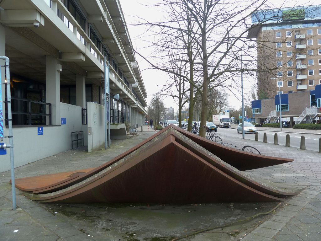 Opgelichte stoeptegels van Rob Elderenbos - Amsterdam