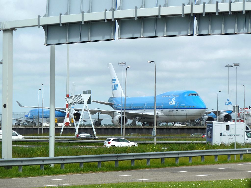 P Platform - PH-BFS Boeing 747-406M City of Seoul - Amsterdam