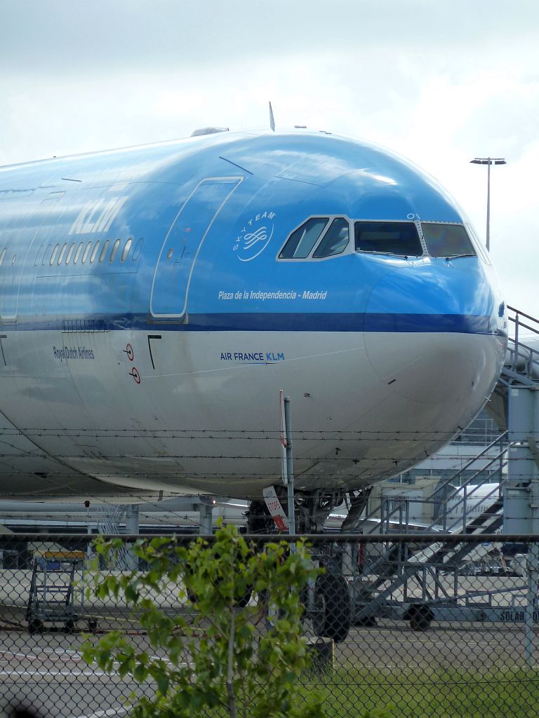 G Platform - PH-AOI Airbus A330-203 Plaza de La Independencia - Madrid - Amsterdam