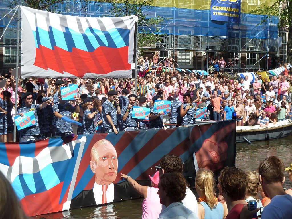 Canal Parade 2013 - Deelnemer Amnesty - Amsterdam