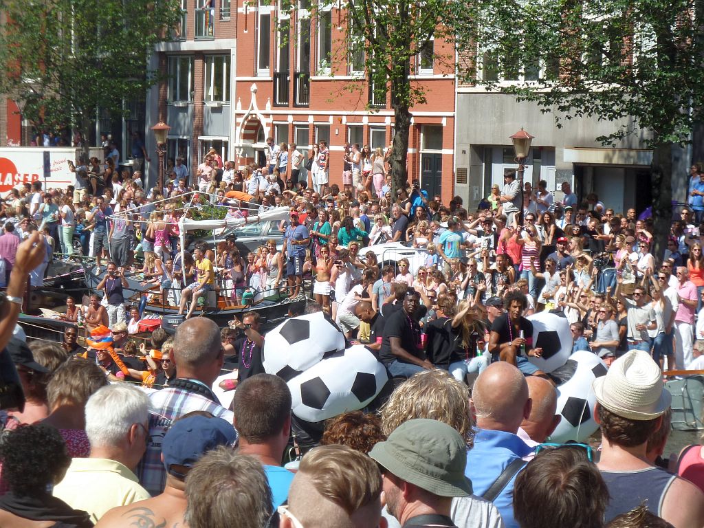 Canal Parade 2013 - Deelnemer KNVB - Amsterdam