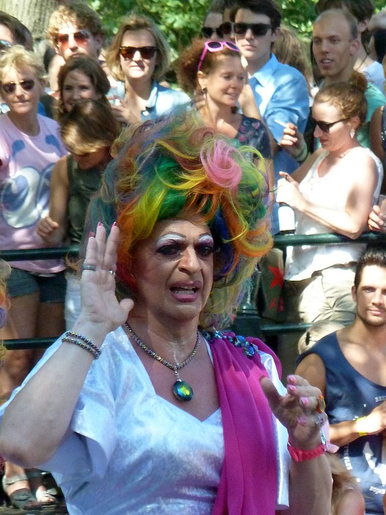 Canal Parade 2013 - Deelnemer Diamond Divas - Amsterdam