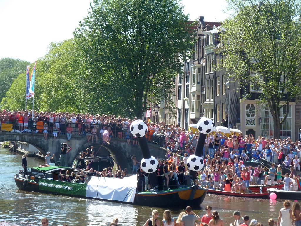 Canal Parade 2013 - Deelnemer KNVB - Amsterdam