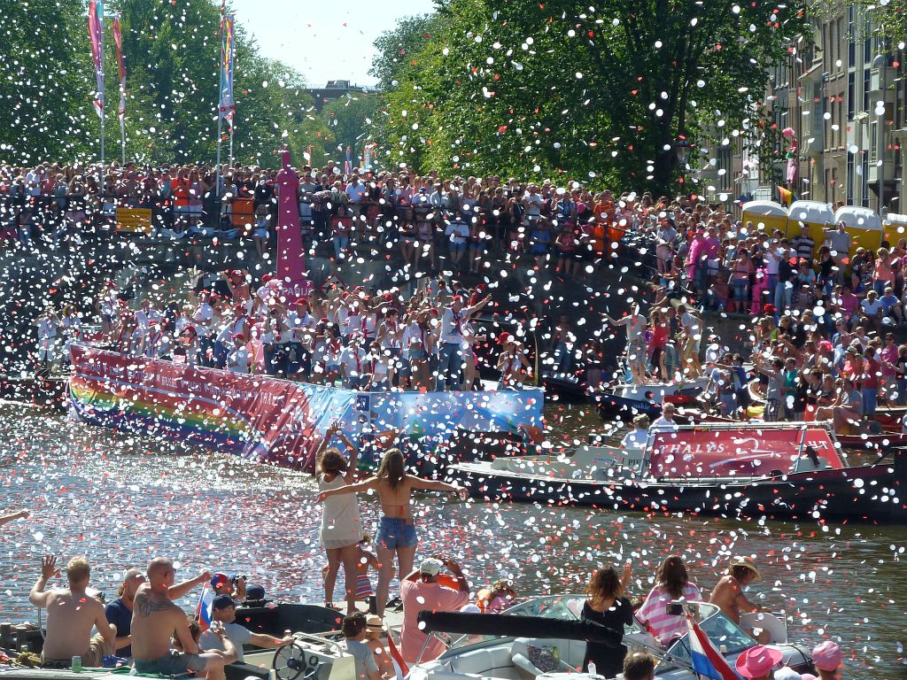 Canal Parade 2013 - Deelnemer Thalys - Amsterdam