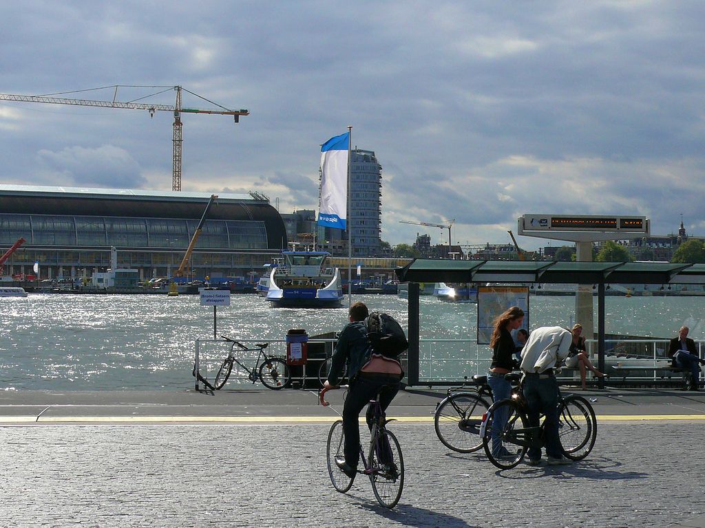 Het IJ - Aanlegplaats Buiksloterwegveer - Amsterdam