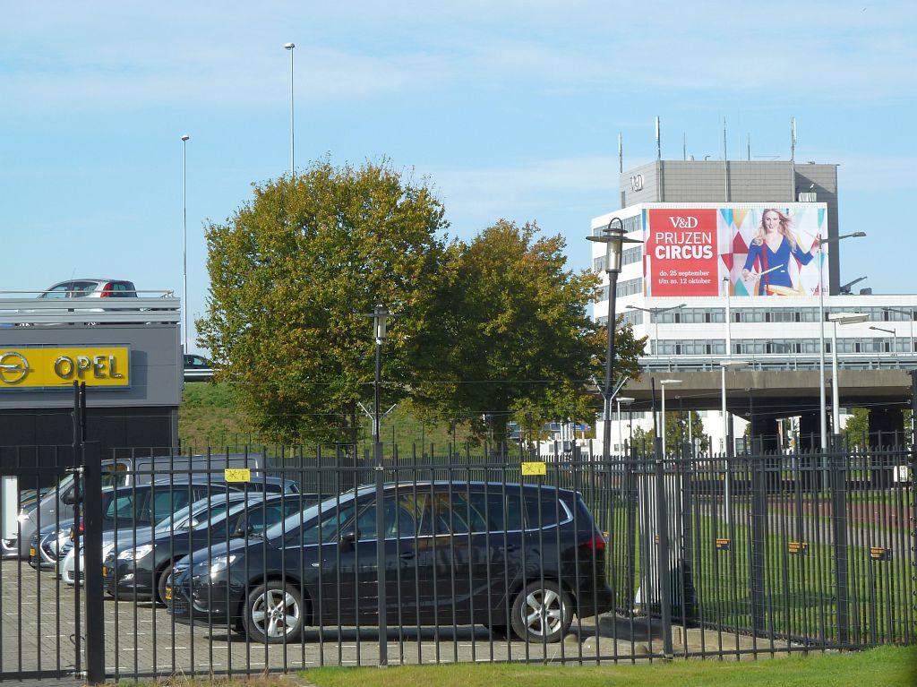 Stekkenbergweg - Opel Van Kouwen en de Gaasperdammerweg - Amsterdam