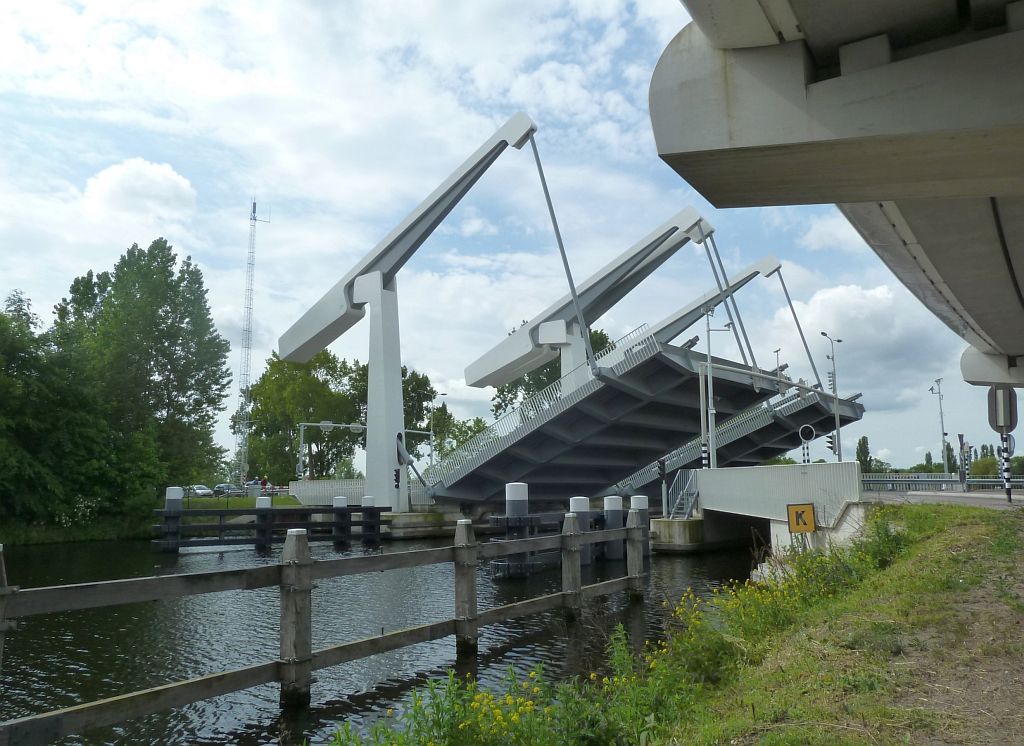 Bosrandbrug - Ringvaart van de Haarlemmermeerpolder - Amsterdam