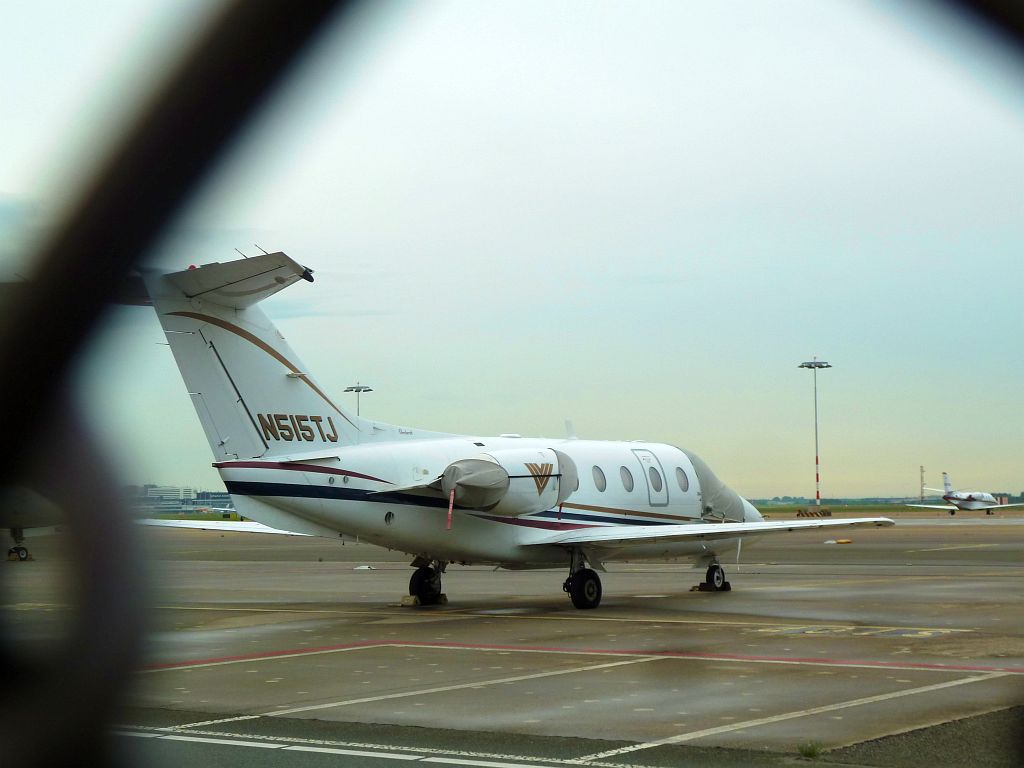 Platform Oost - N515TJ Raytheon Beechjet 400A - Amsterdam