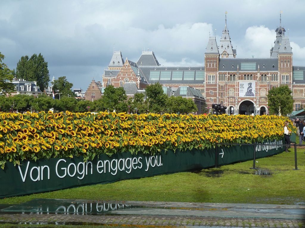 Van Gogh Museum - 125.000 Zonnebloemen ivm Opening Entree en Rijksmuseum - Amsterdam