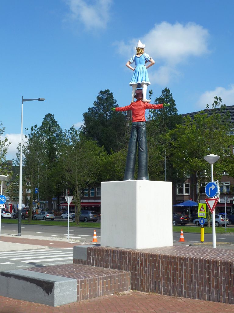 Feestelijke Beeldenreeks van Guillaume Bijl - Steltlopers - Amsterdam